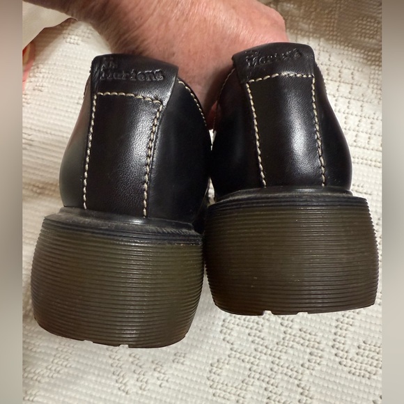 Dr. Martens vintage shoes, UK size 5, US 7 women’s - Picture 5 of 7